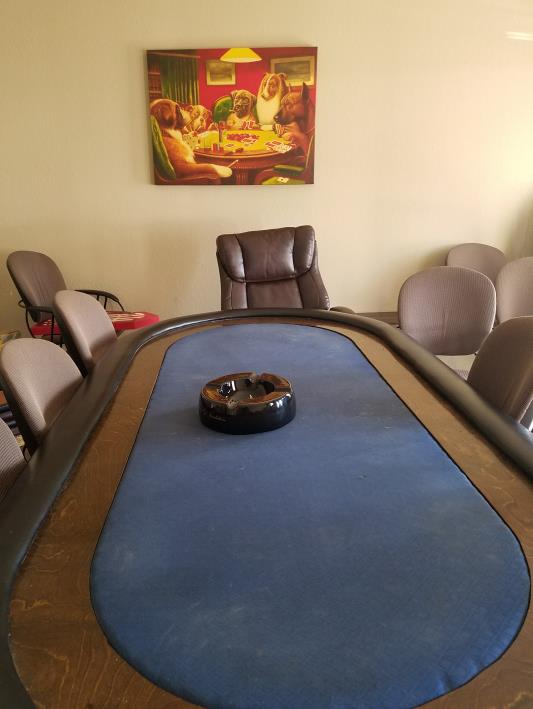 Ft Worth Lone Star Cigars Poker Room